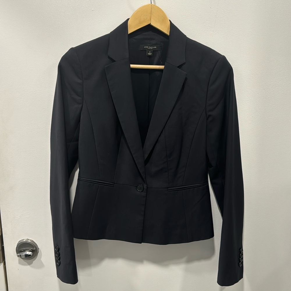 Ann Taylor Black Tailored Single-Button Blazer